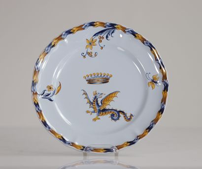 Ensemble de 6 assiettes + 1 compotier, décor...
