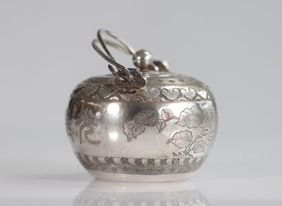 Chine théière et tasse en argent
Poids: 390...