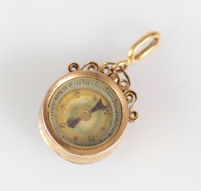 Pendentif boussole et cristal anglais (18k)...
