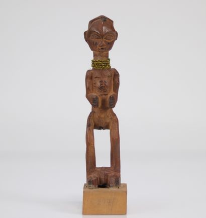 Bena Lulua ancienne figurine RDC bois sculpté
Poids:...