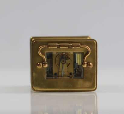 Pendulette de voyage
Poids: 800 g
Région:...