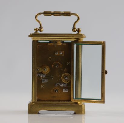 Pendulette de voyage
Poids: 800 g
Région:...