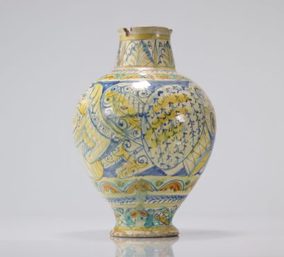 Albarello vase majolique Italie 15ème
Poids:...