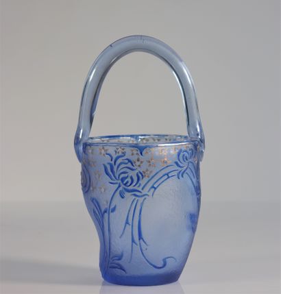Panier en verre gravé Daum 