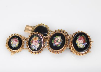 Bracelet en or jaune (18k) et plaque en micro...
