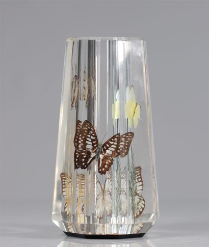 Belgique, vase en plexi avec inclusion -...
