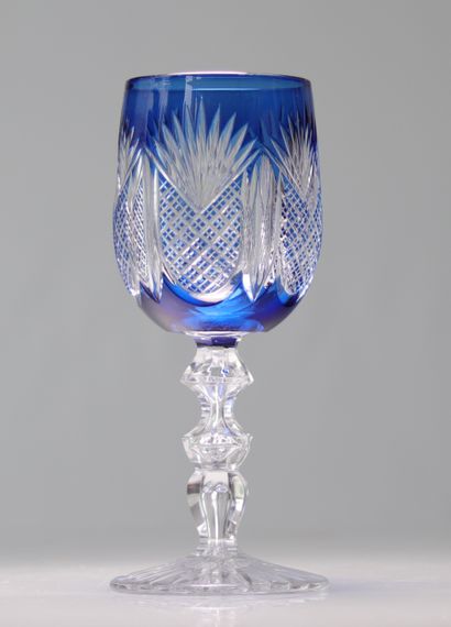 Val Saint Lambert coupe sur pied taille riche
Poids:...
