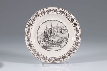 Vielle Andenne série de 12 assiettes en faïences...