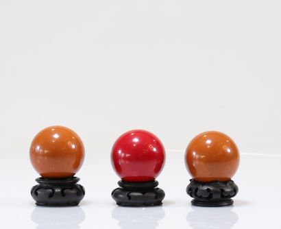 Série de 3 boules de billard
Poids: 630 g
Dimensions:...