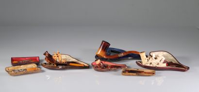 Lot of pipes and cigarette holders
Weight:...