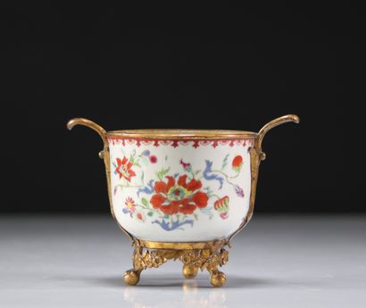 Compagnie des Indes porcelain mounted on...
