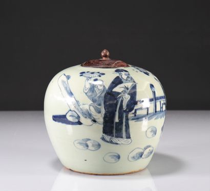 Covered potiche in 19th century celadon porcelain
Weight:...