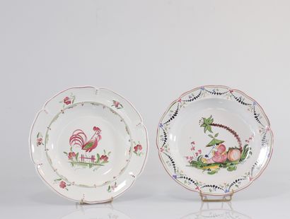 Lot de 25 assiettes divers manufactures
Poids:...