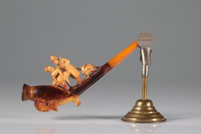 Lot of pipes and cigarette holders
Weight:...