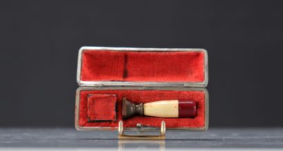 Chinese seal in its case
Weight: 45 g
Region:...