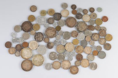 Lot of 92 silver coins and miscellaneous
Weight:...