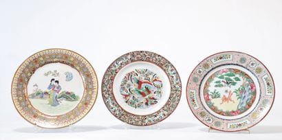 Set of 3 Chinese porcelain plates
Weight:...