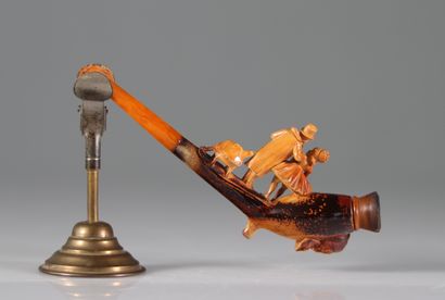 Lot of pipes and cigarette holders
Weight:...