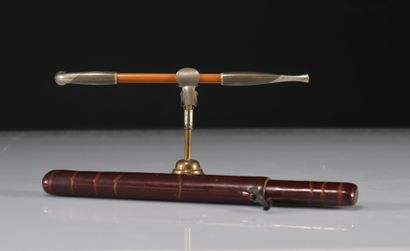 Lacquer opium pipe
Weight: 63 g
Region: Japon
Sizes:...