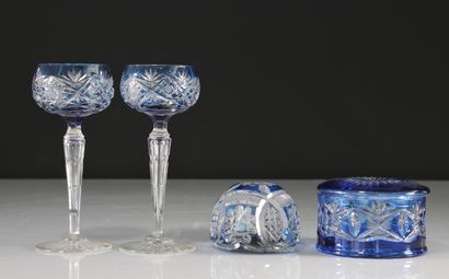 Val Saint Lambert lot of various blue cut...