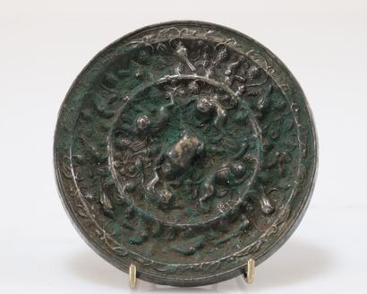 Chinese bronze mirror probably Ming or earlier
Weight:...