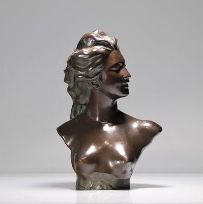 Jef LAMBEAUX (1852-1908) Buste femme bronze
Poids:...
