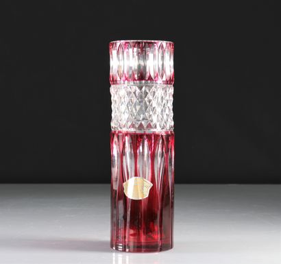 Val Saint Lambert red carved vase
Weight:...
