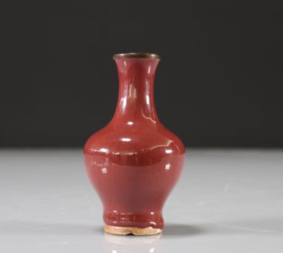 Chinese porcelain vase oxblood
Weight: 170...