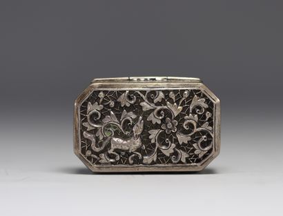 Boite en argent chinoise poinçons
Poids:...