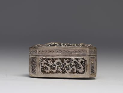 Boite en argent chinoise poinçons
Poids:...