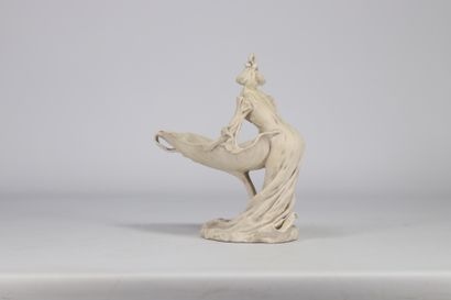 Coupe de table en porcelaine de Royal Dux...
