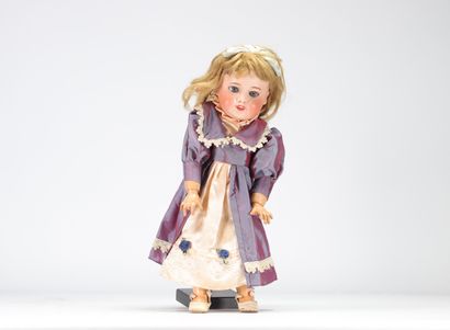 SFBJ n°3 doll, porcelain head, papier-mache...
