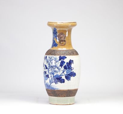 China - Blue and white Nanking porcelain...