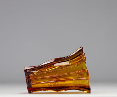 Scailmont vase, amber, Art Deco 1930-1935
Weight:...