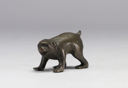 Small bronze monkey, Japanese work.
Weight:...