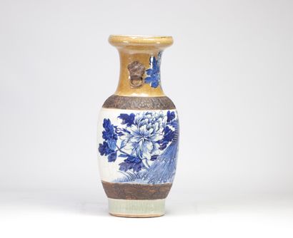 China - Blue and white Nanking porcelain...