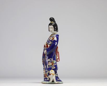 Japan - Porcelain figurine, Meiji period.
Weight:...