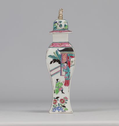 China, covered porcelain vase, decorated...