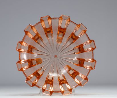 Scailmont dish, rosaline, Art Deco 1930-1935
Weight:...