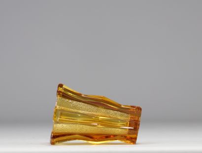 Scailmont vase, amber, Art Deco 1930-1935
Weight:...