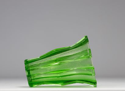 Scailmont vase, green, Art Deco 1930-1935
Weight:...