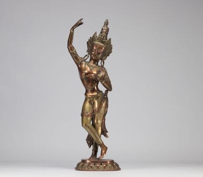Tara statue in patinated bronze.
Weight:...