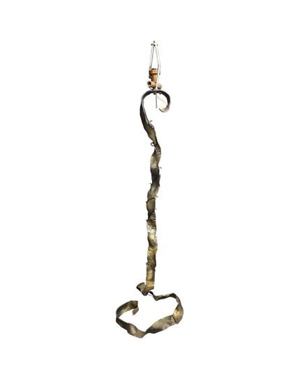 Brutalist lamp base in metal.
Weight: 9.54...