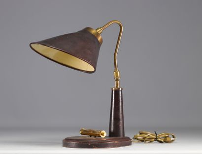 Lampe de bureau en cuir, calendrier dateur,...