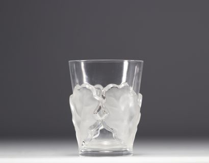 Vase en verre moulé pressé 