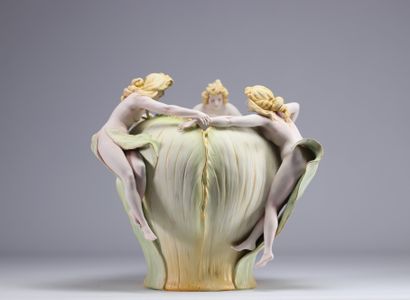 Imposant vase Art Nouveau 
