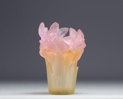 Daum Nancy vase aux Amaryllis en cristal...