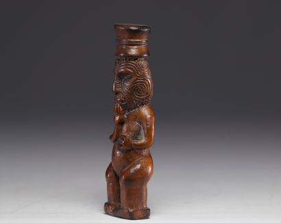 Nouvelle-Zélande - statuette en bois sculpté...