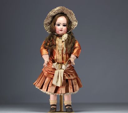 JUMEAU - Poupée tête biscuit, taille 11,...