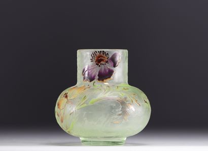 Cristallerie Émile GALLÉ - Vase aux Anémones,...
